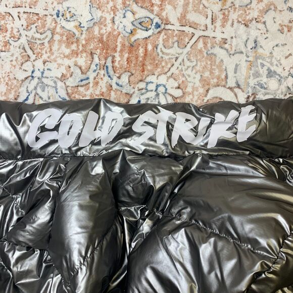 MACEOO + Gold Strike Mens Puffer Jacket Silver Metallic Shiny Spellout XL - Picture 5 of 14